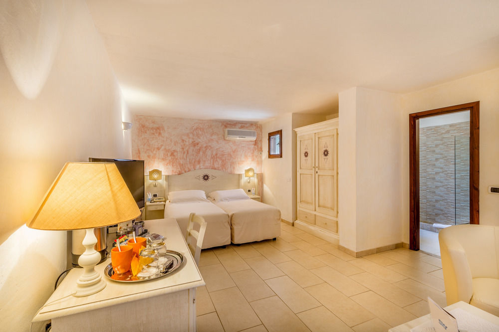 Hotel Don Diego Porto San Paolo  Dış mekan fotoğraf